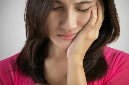 Stay Healthy With A Wisdom Tooth Extraction (video)